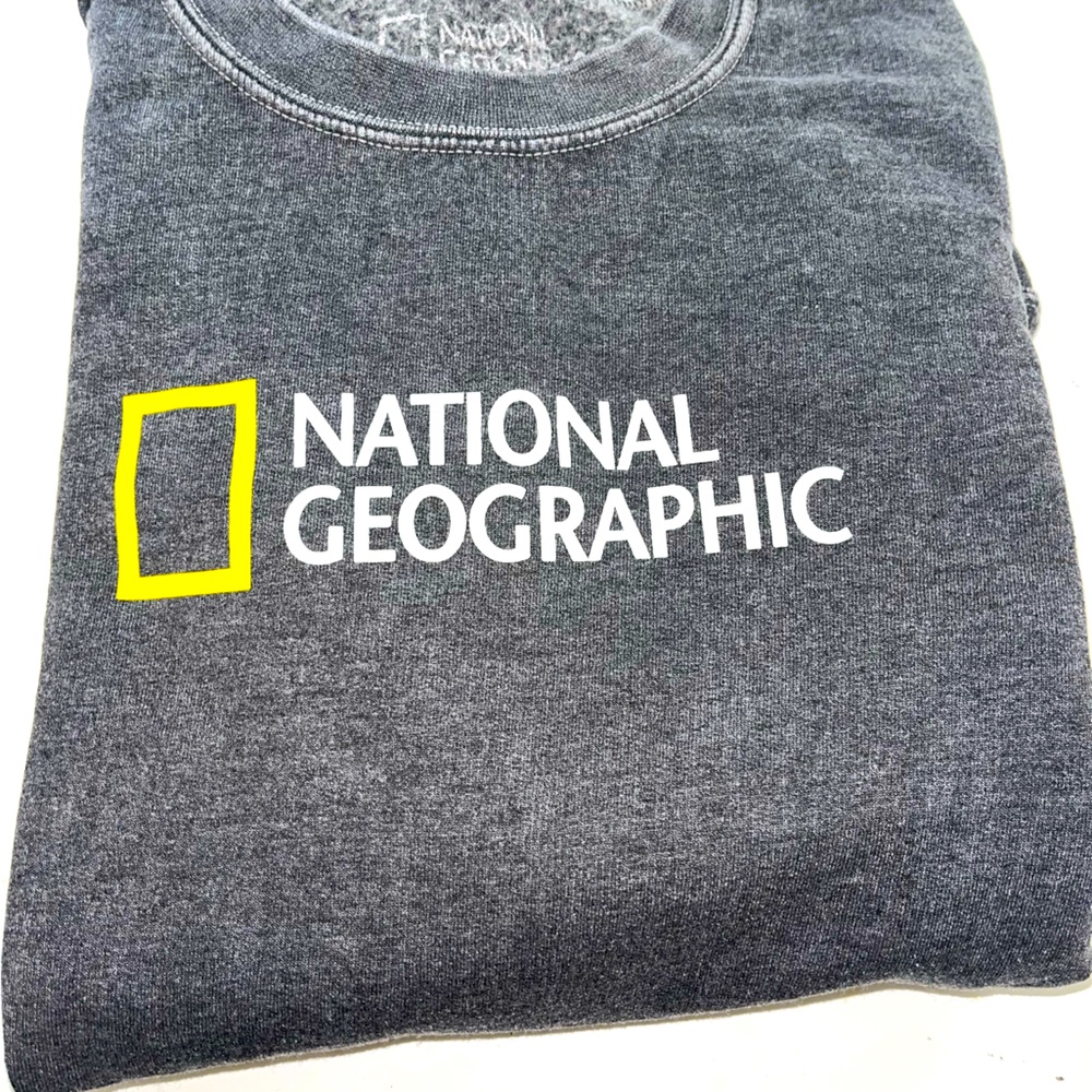National Geographic crewneck
